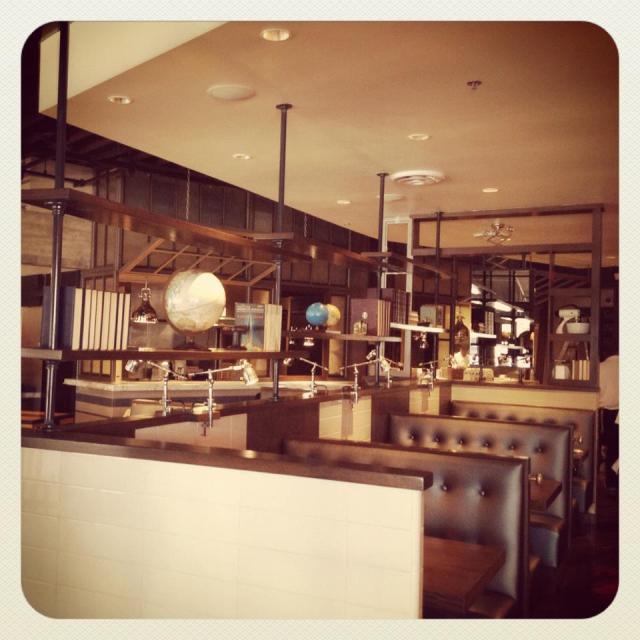 577887_458286120884149_403788824_n